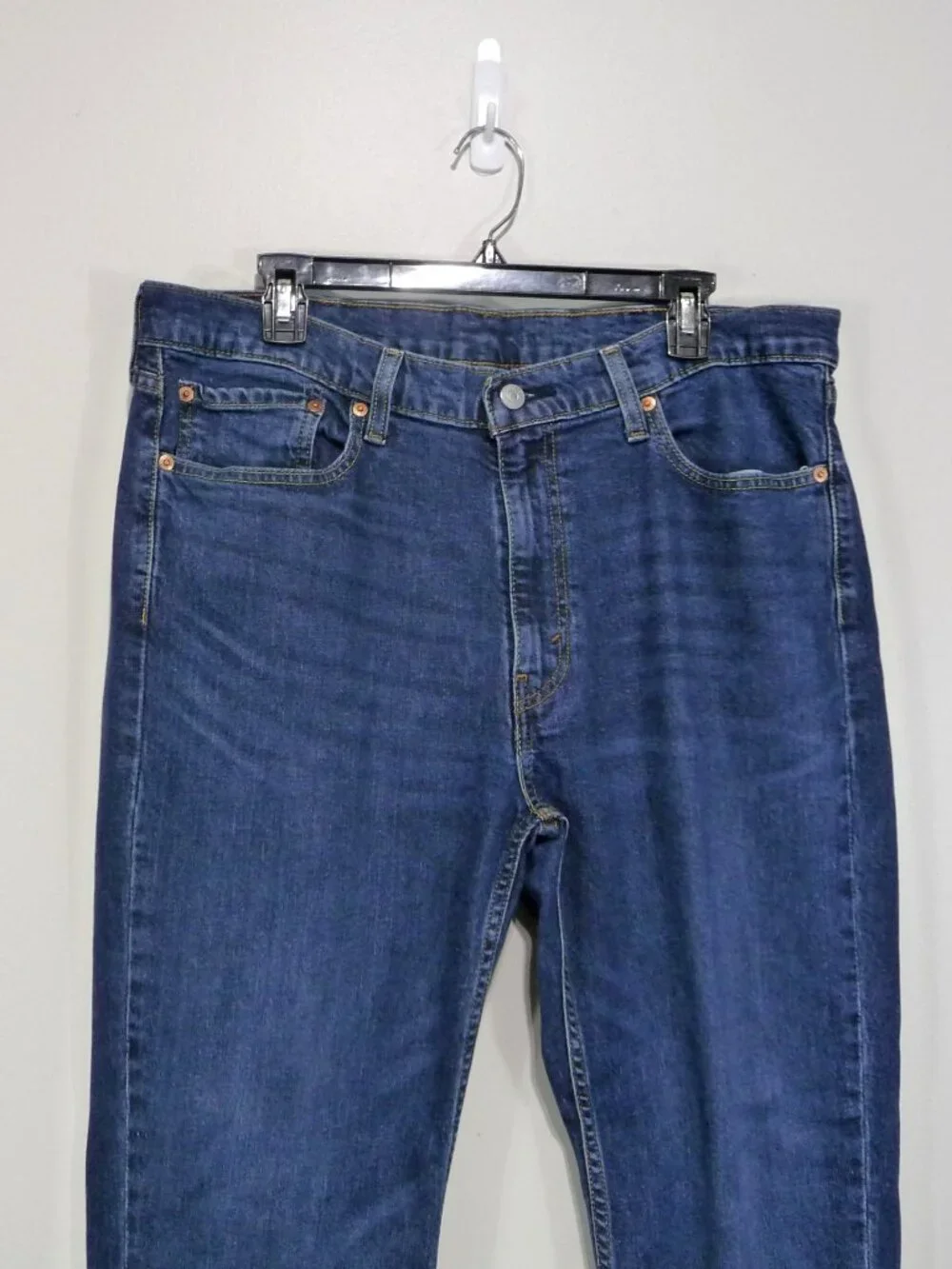 Levi's 514 Straight Fit Jeans Men's 38x32 Medium Wash Denim